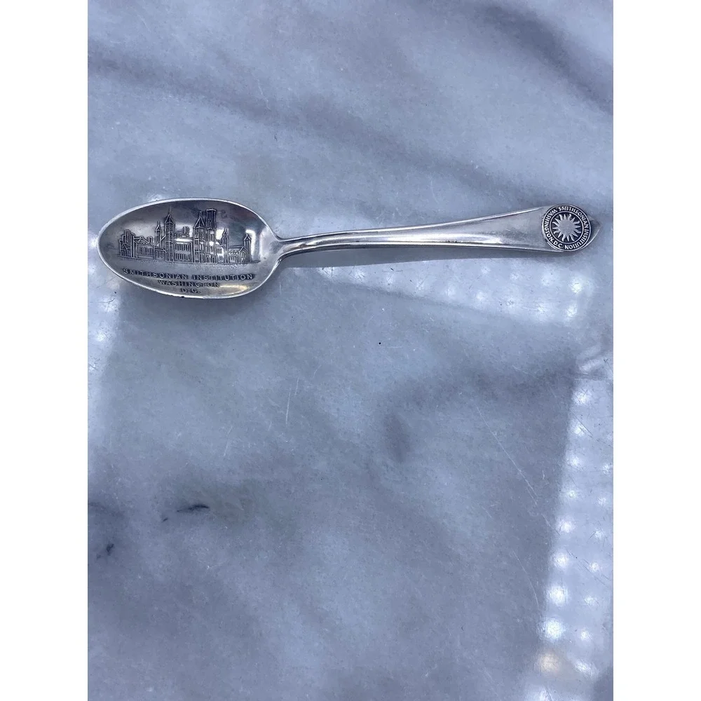 Stieff Sterling Silver Smithsonian Institution Washington DC Souvenir Spoon 4.5